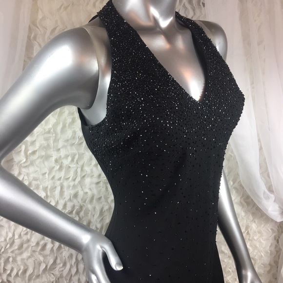 CACHET | Beaded V Neck Black Cocktail Dress - Picture 5 of 8